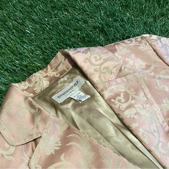 Banana Republic Silk Blazer Size 6 - Picture 2 of 5